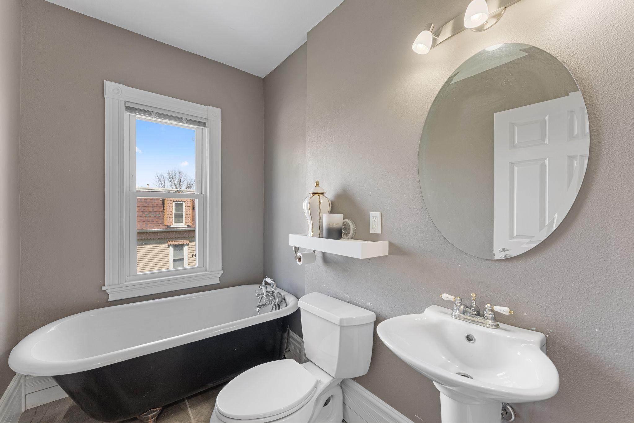 Bathroom upper level