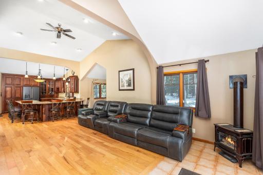 4512 Boulder Dam Road, Duluth, MN 55803