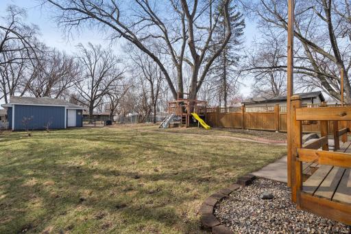 15 E 68th Street, Minneapolis, MN 55423