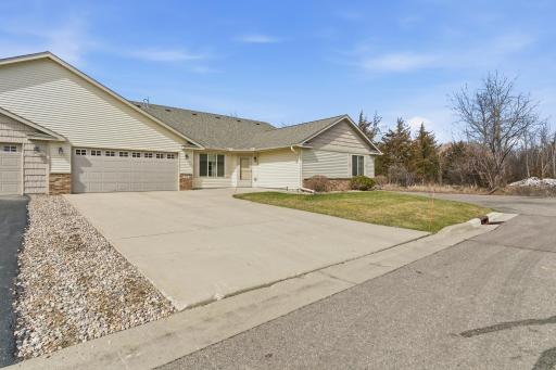 120 Palmer Path, Mankato, MN 56001