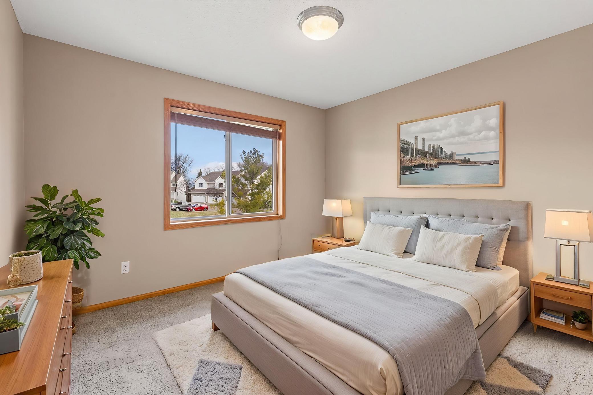 Bedroom (Virtually Staged)