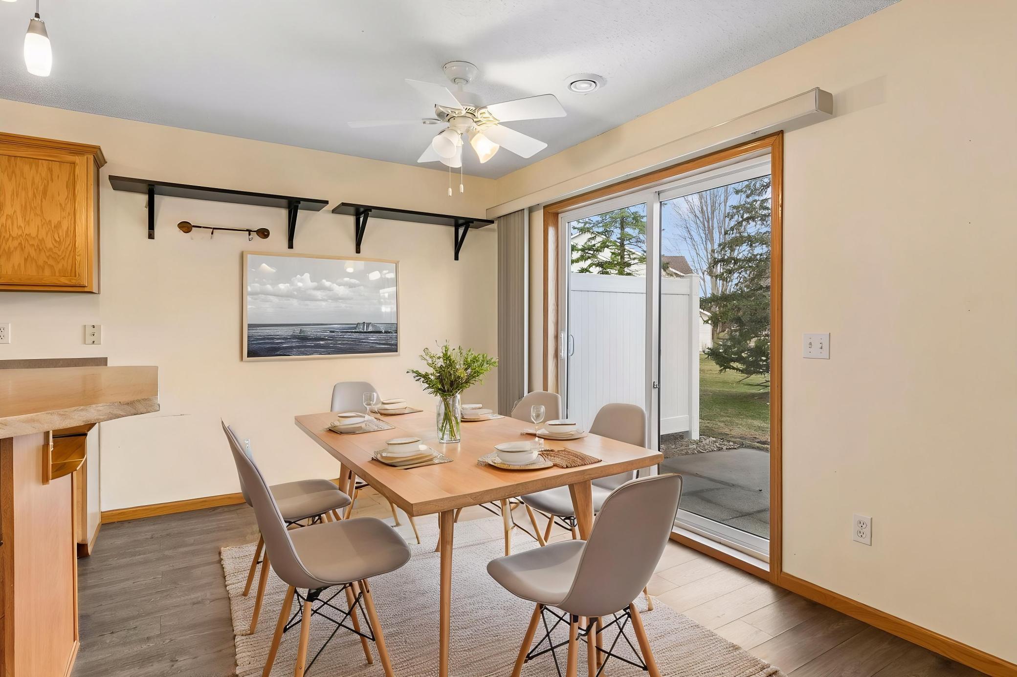 Dining Room (Virtually Staged)