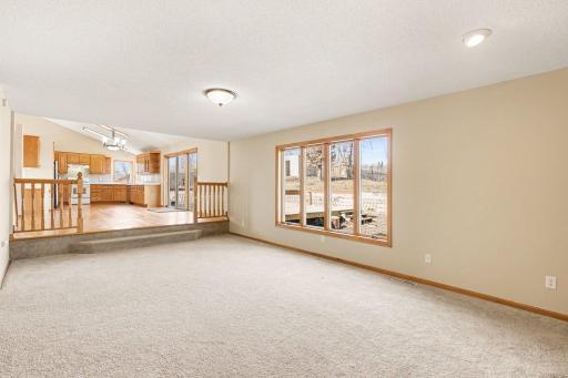 2431 Tevlin Court E, Saint Paul, MN 55119