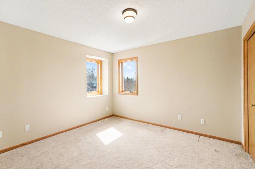 2431 Tevlin Court E, Saint Paul, MN 55119