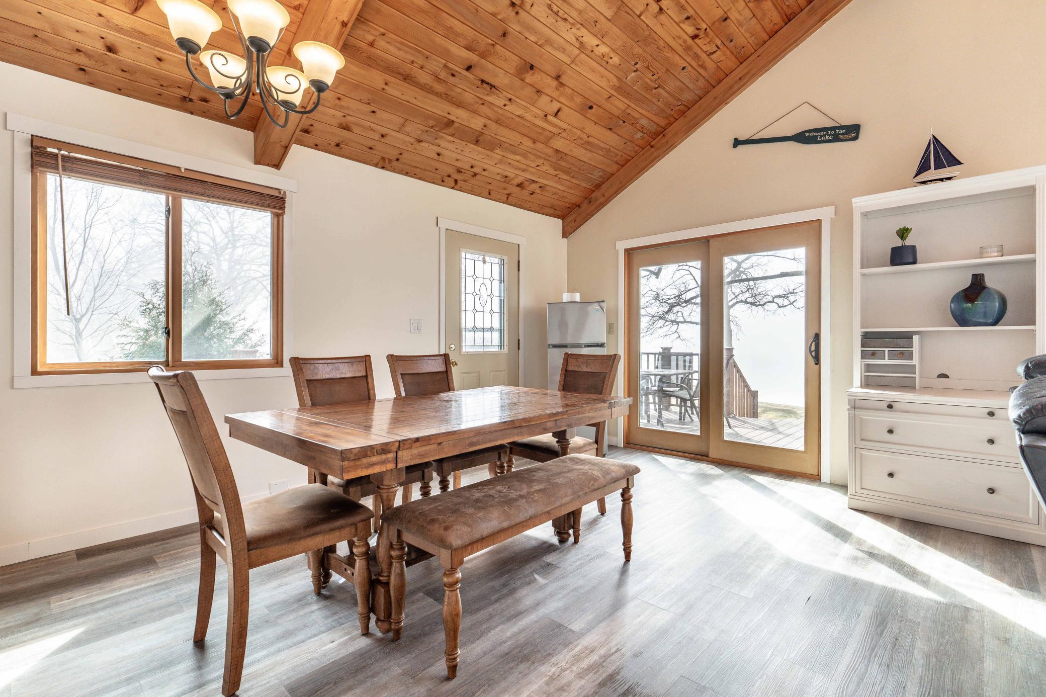 Dining Space for Large Gatherings