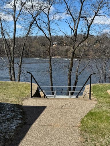 37 Portage Trail, Sauk Rapids, MN 56379