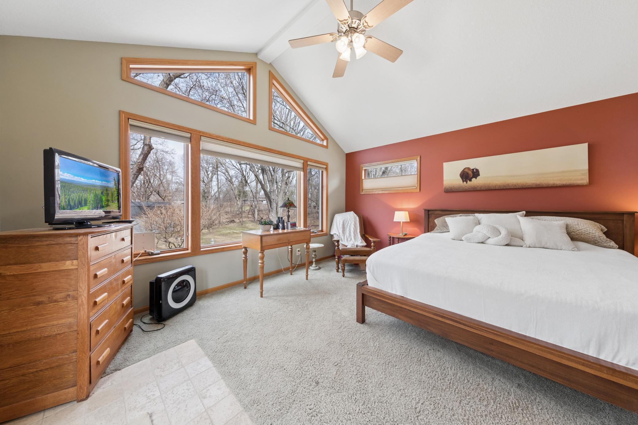 Wake up to deer, hawks, fox and many other animals frolicking outside your window