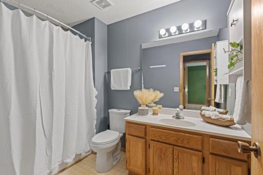 9941 Fillmore Street NE, Blaine, MN 55434
