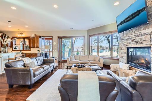 19900 Cottagewood Road, Excelsior, MN 55331