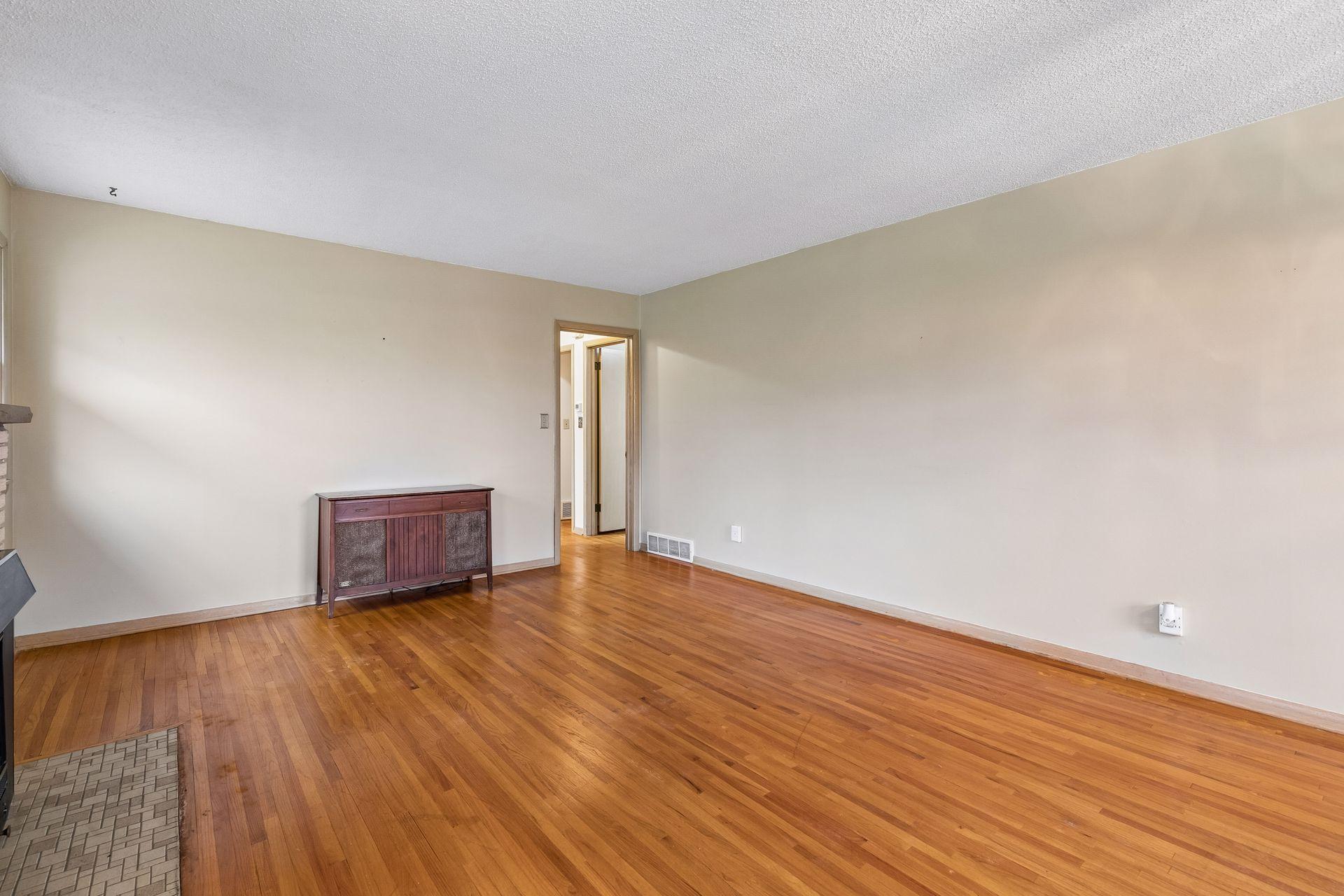 7200 12th Avenue South - Spacecrafting - 0005.jpg