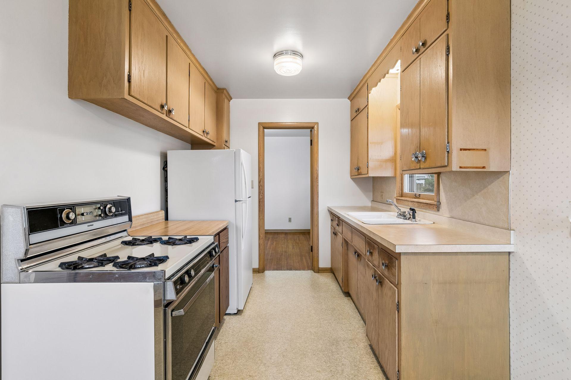 7200 12th Avenue South - Spacecrafting - 0014.jpg