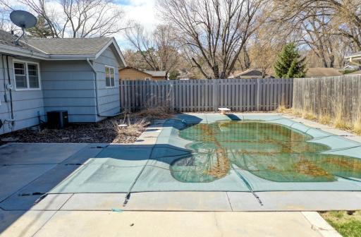 725 Pontiac Place, Saint Paul, MN 55120