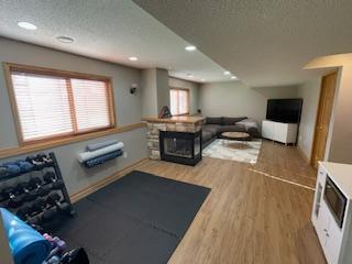 Another opportunity for this space to be a game room/ or game table for the family- guests