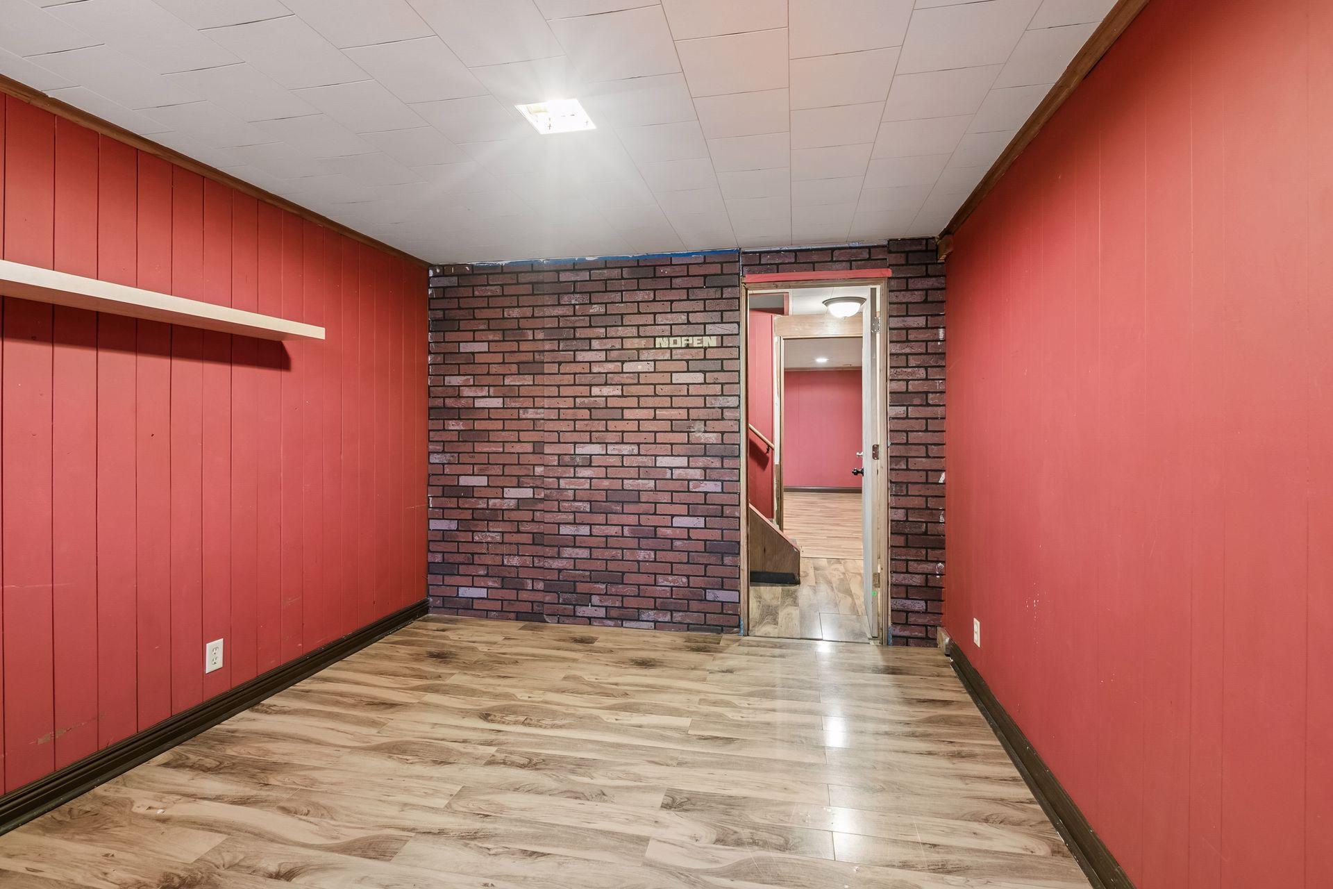 Use this as a home gym? Playroom? You pick!