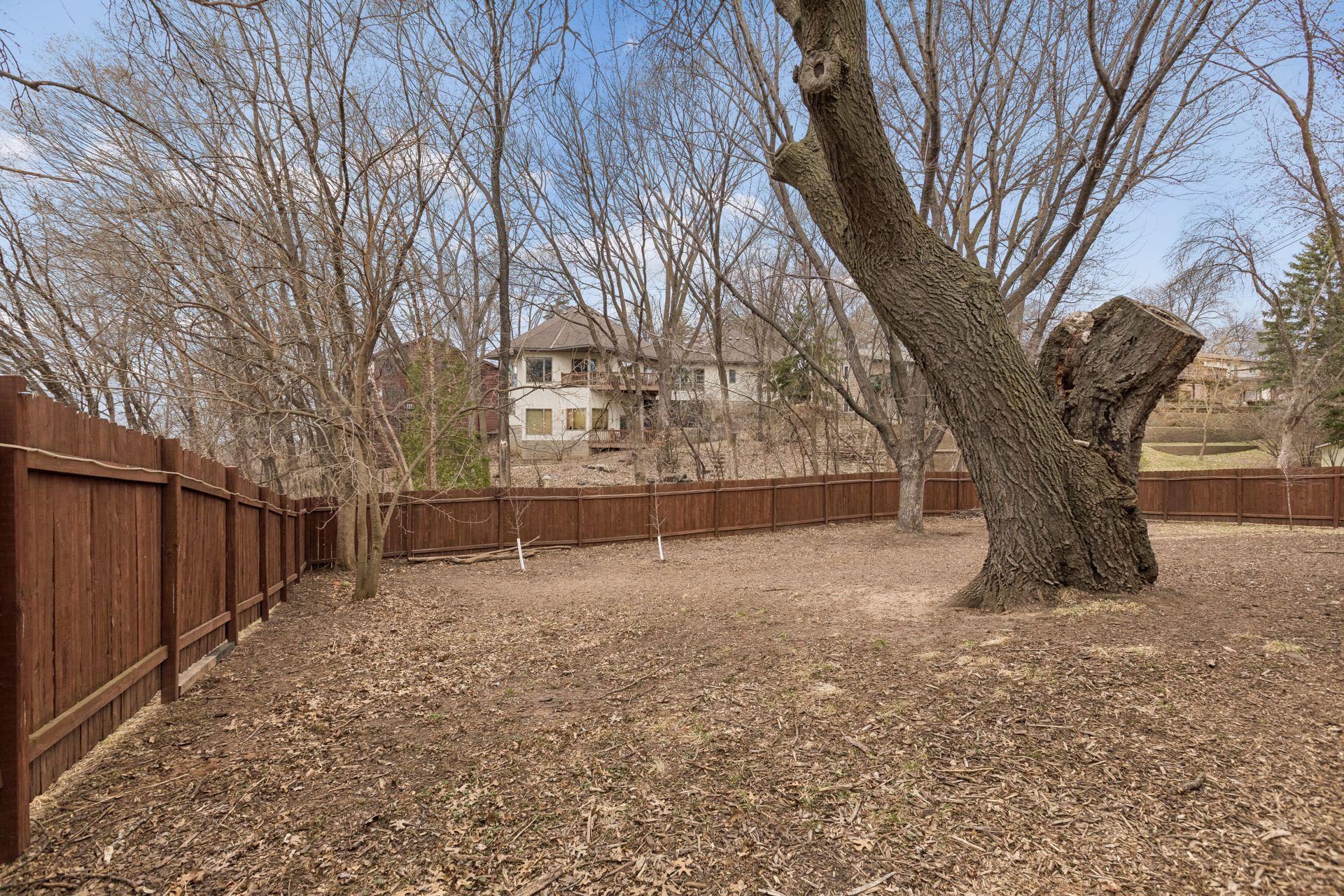 Imagine this great yard once the summer comes!