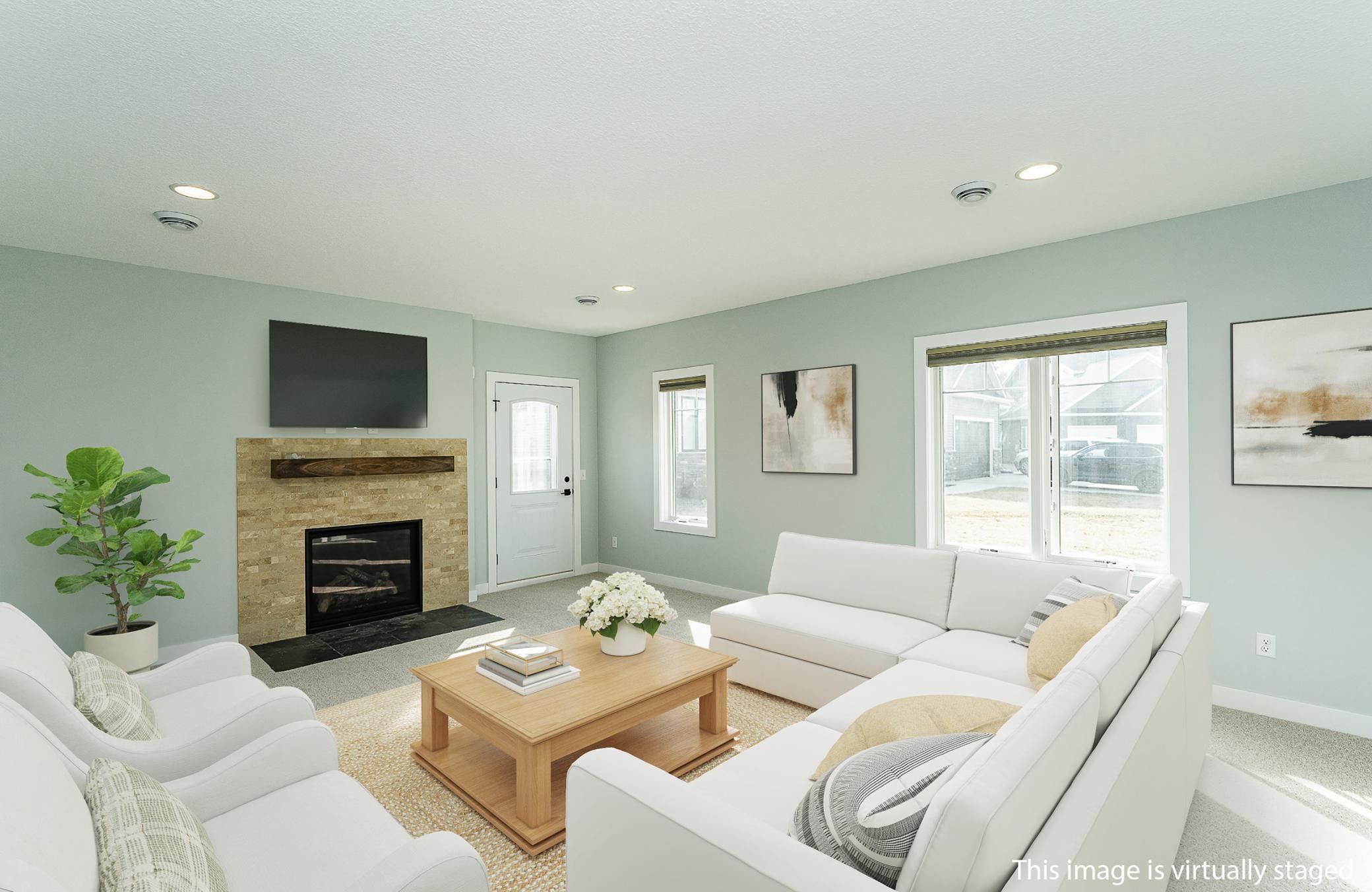 20-Family Room (1).jpg