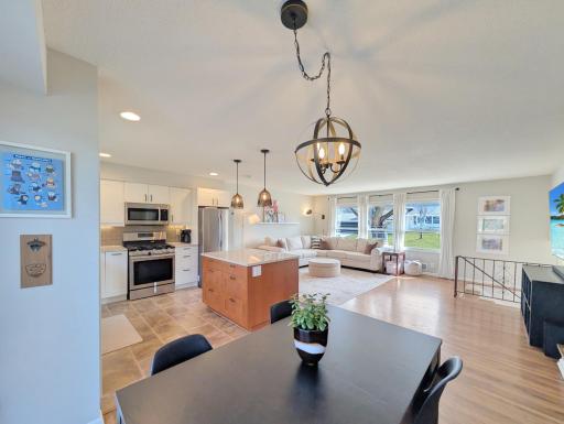 8500 34th Avenue N, Minneapolis, MN 55427