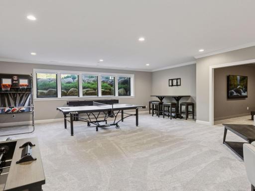 5255 Pagenhart Lane SW, Rochester, MN 55902