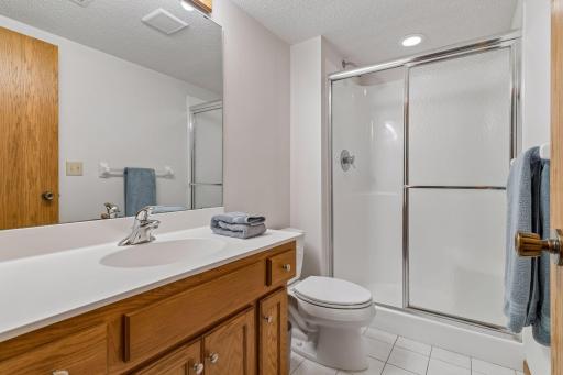 2521 Abbey Hill Drive, Hopkins, MN 55305