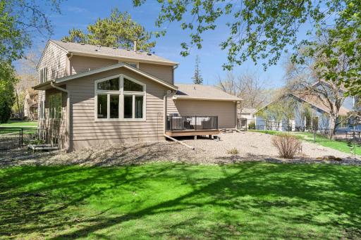 2521 Abbey Hill Drive, Hopkins, MN 55305