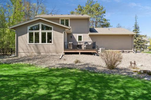 2521 Abbey Hill Drive, Hopkins, MN 55305
