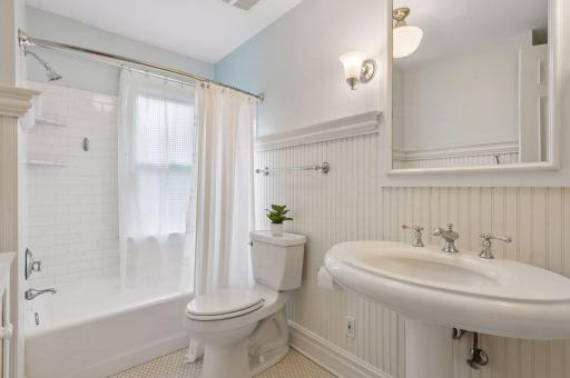 Another full bathroom on the second floor.
