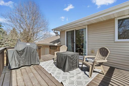 Vivid Spaces_15512 Ridgemont Ave SE_07.jpg