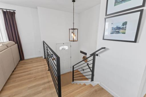 Vivid Spaces_15512 Ridgemont Ave SE_10.jpg