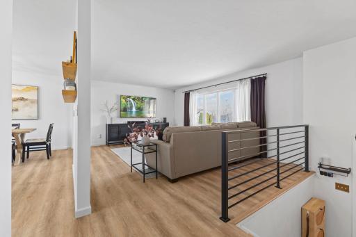 Vivid Spaces_15512 Ridgemont Ave SE_11.jpg