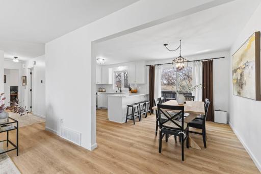 Vivid Spaces_15512 Ridgemont Ave SE_16.jpg