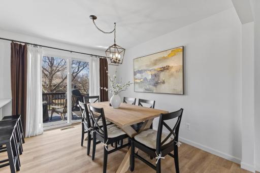 Vivid Spaces_15512 Ridgemont Ave SE_17.jpg