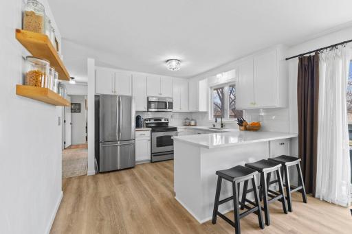 Vivid Spaces_15512 Ridgemont Ave SE_20.jpg