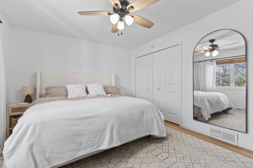 Vivid Spaces_15512 Ridgemont Ave SE_26.jpg