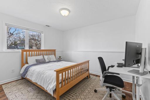 Vivid Spaces_15512 Ridgemont Ave SE_29.jpg