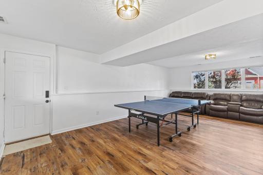 Vivid Spaces_15512 Ridgemont Ave SE_35.jpg