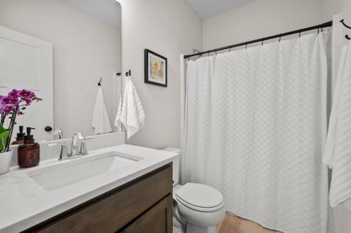 3925 Noah Court NW, Prior Lake, MN 55372