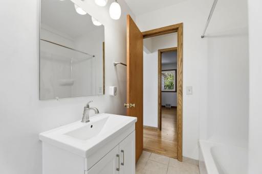5301 Quebec Avenue N, Minneapolis, MN 55428