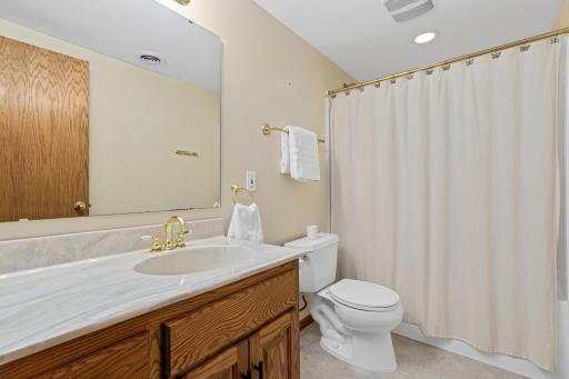 10580 201st Avenue NW, Elk River, MN 55330