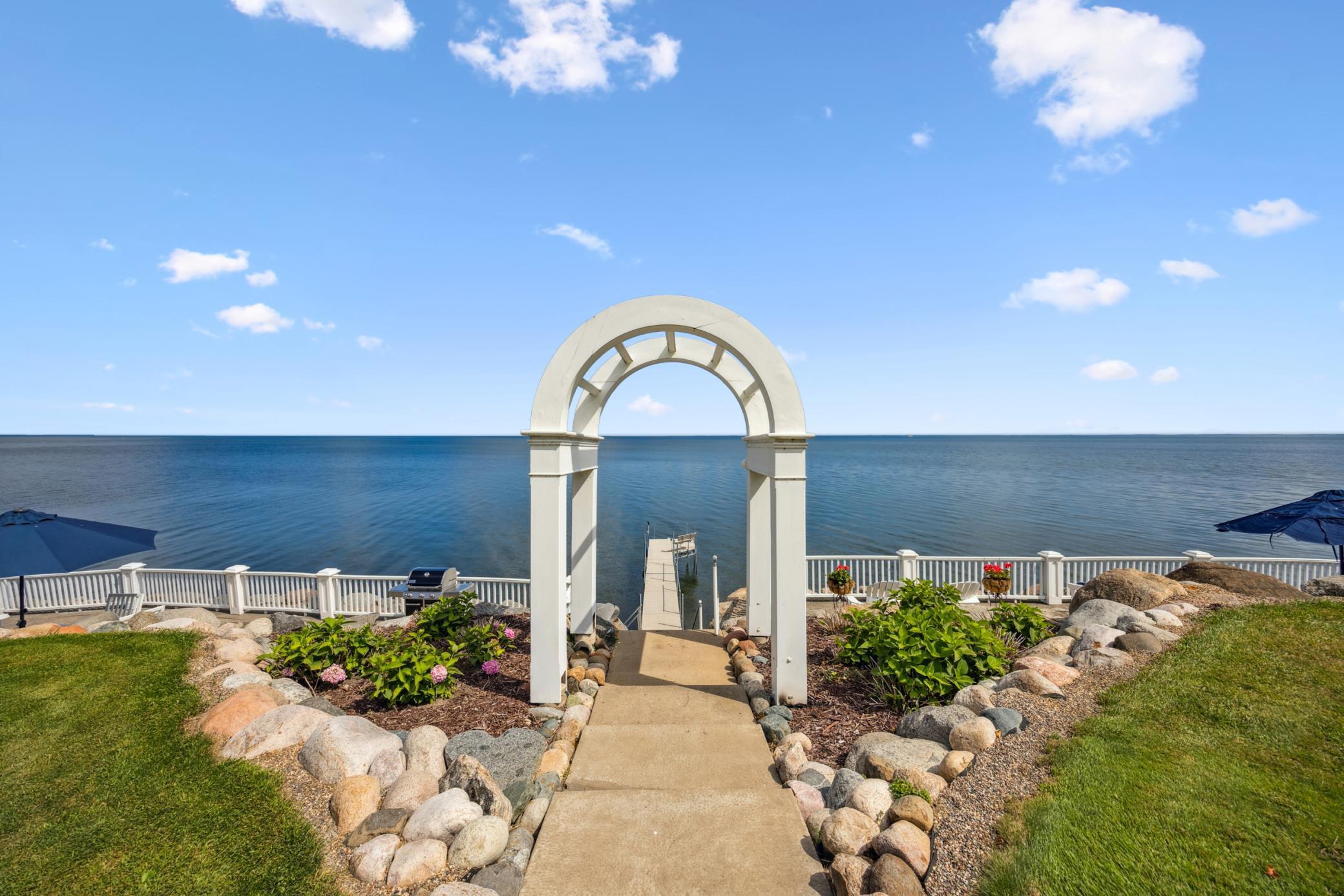 13001 Twilight Road - Lakeside Gardens