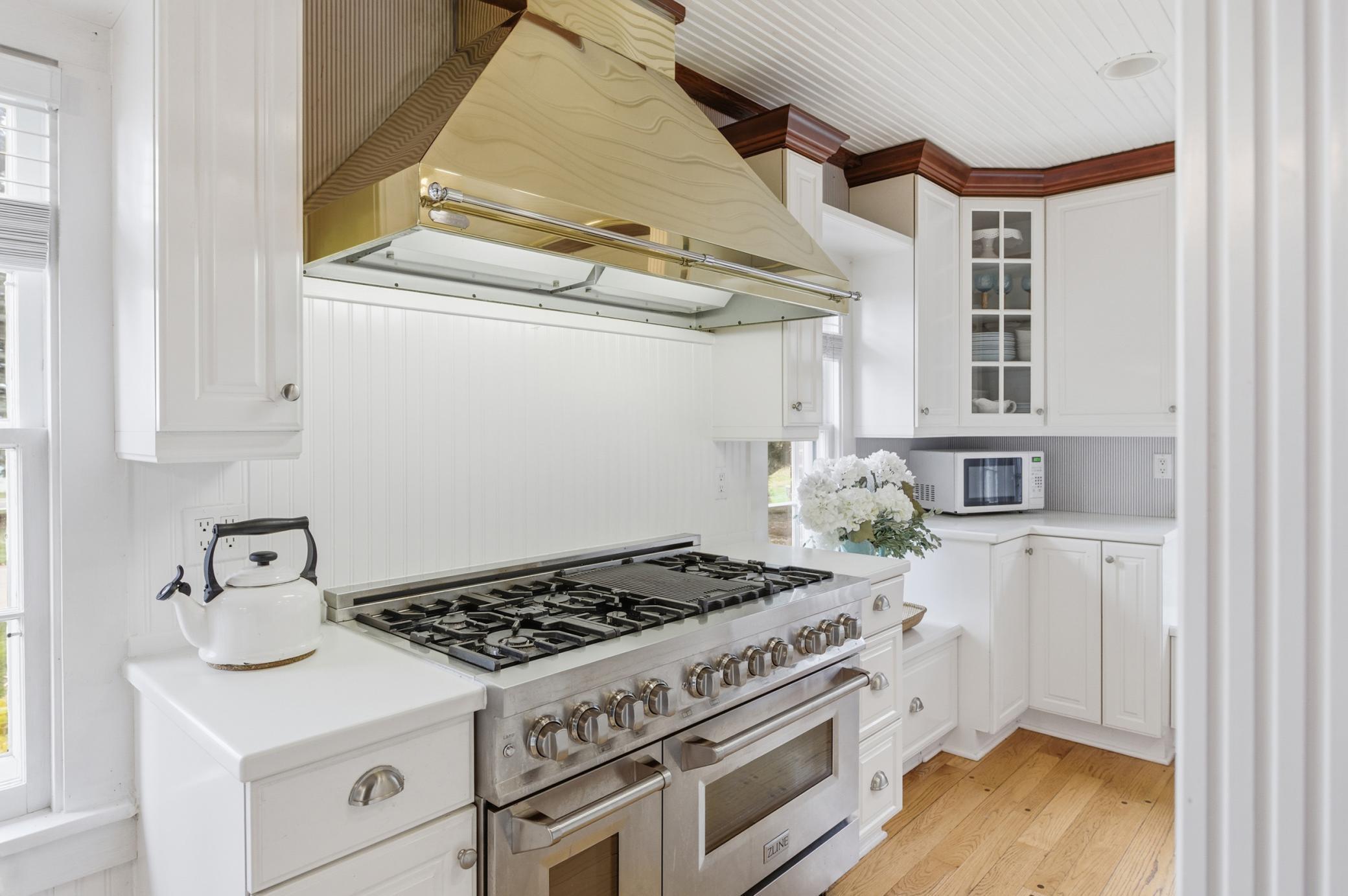 13001 Twilight Road - High-End Commercial Grade Appliances