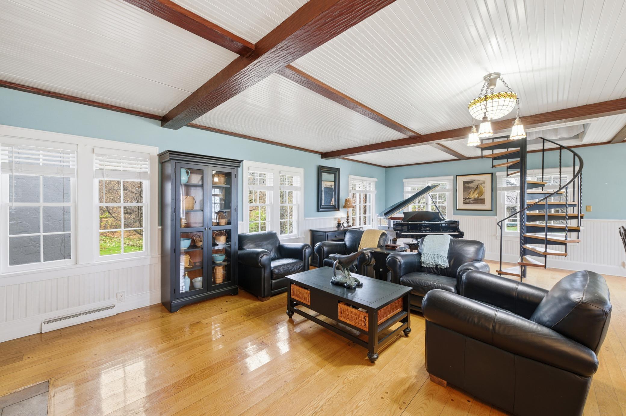 13001 Twilight Road - Original Spiral Staircase