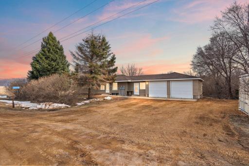 1-web-or-mls-UAV Vision Media Twilight.jpg