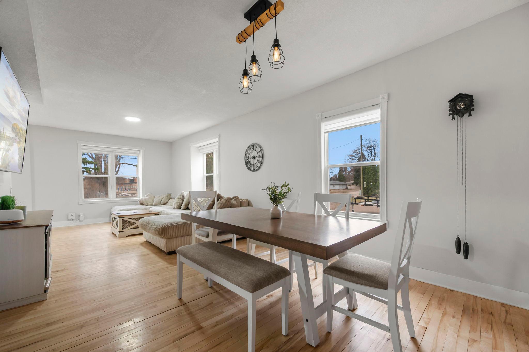 14-web-or-mls-1961 9th St-89 (2).jpg