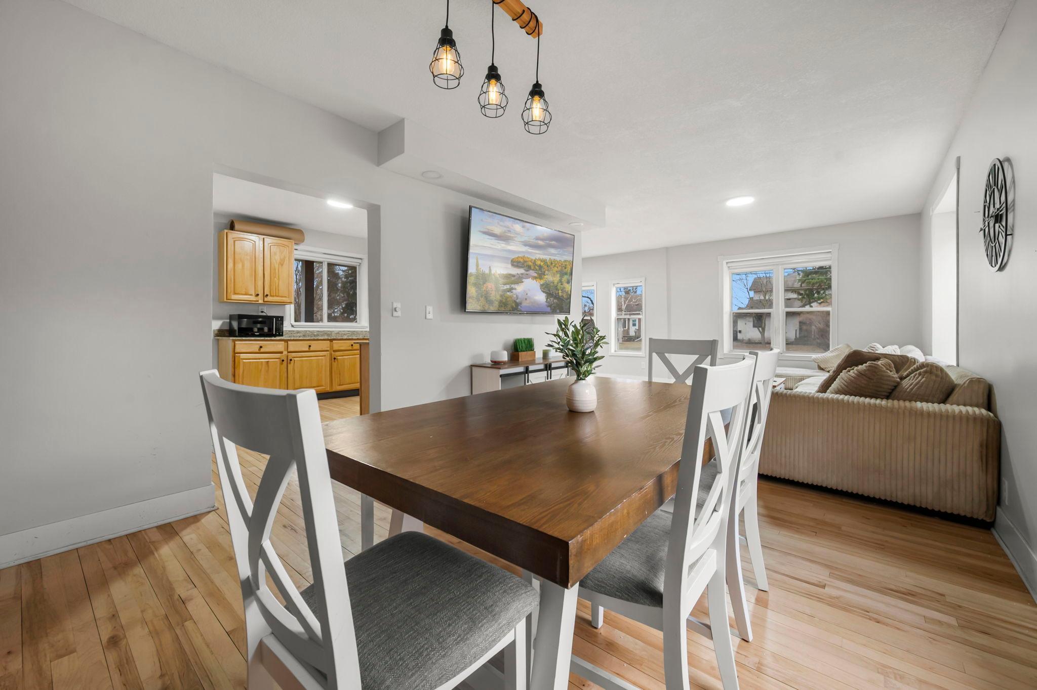 15-web-or-mls-1961 9th St-94 (2).jpg