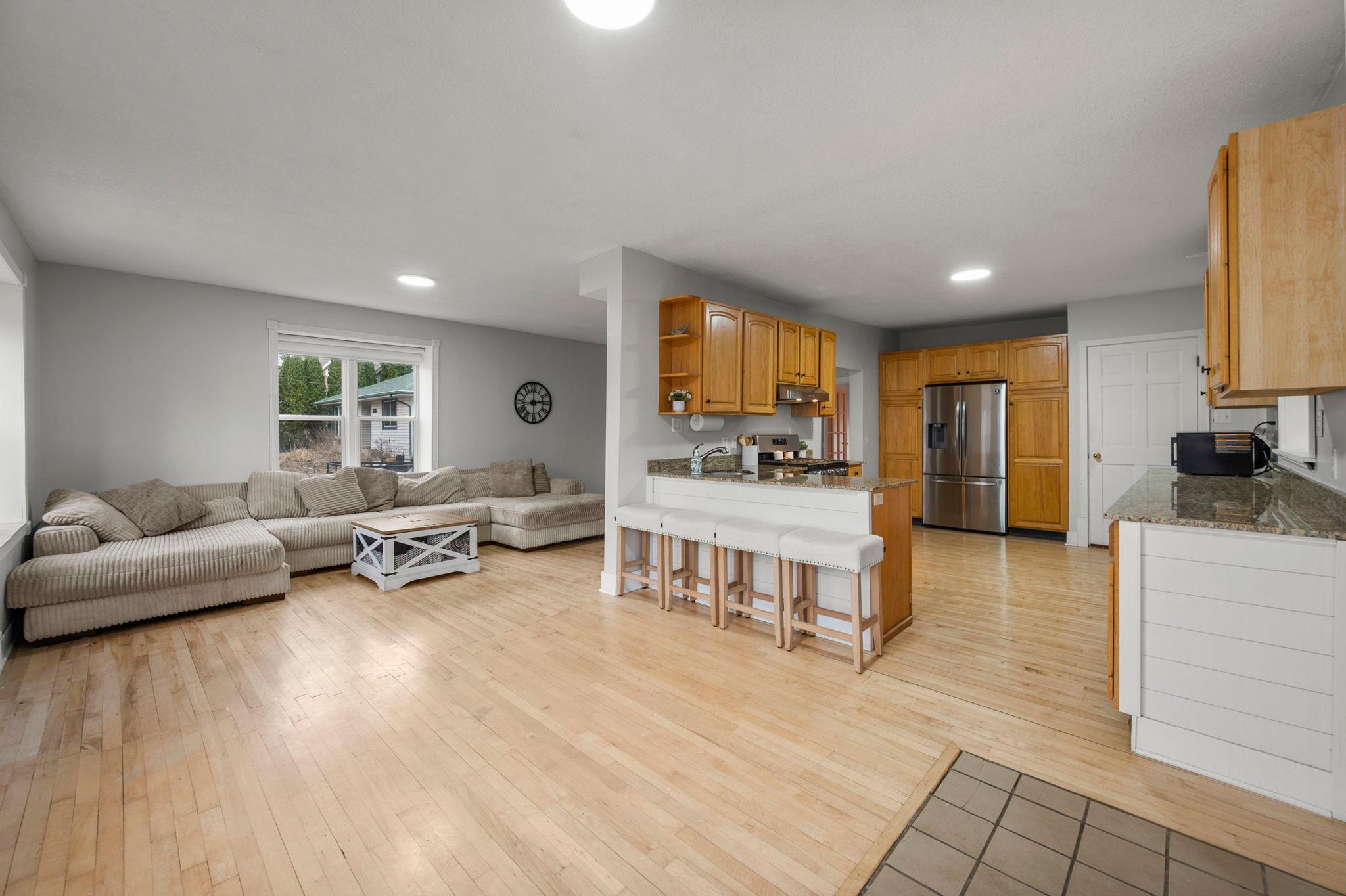 4-web-or-mls-1961 9th St-20.jpg