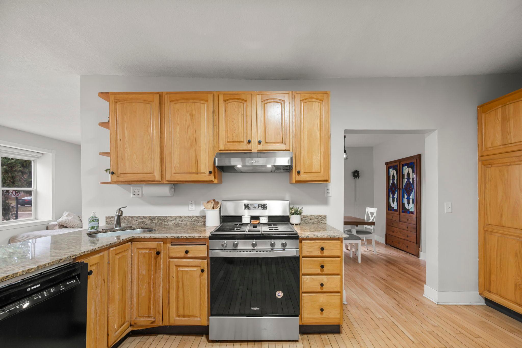 29-web-or-mls-1961 9th St-179 (2).jpg