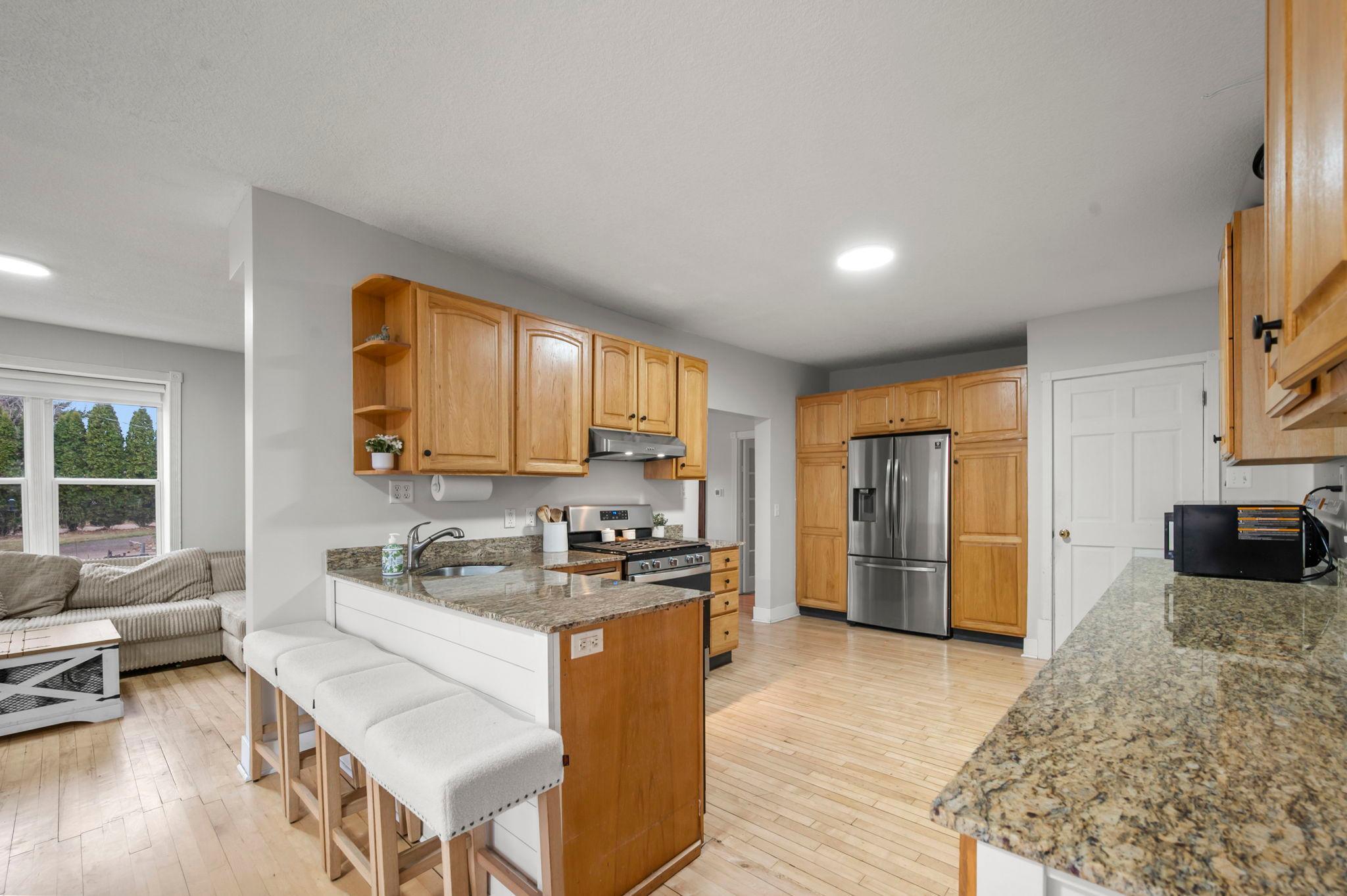 28-web-or-mls-1961 9th St-174 (2).jpg