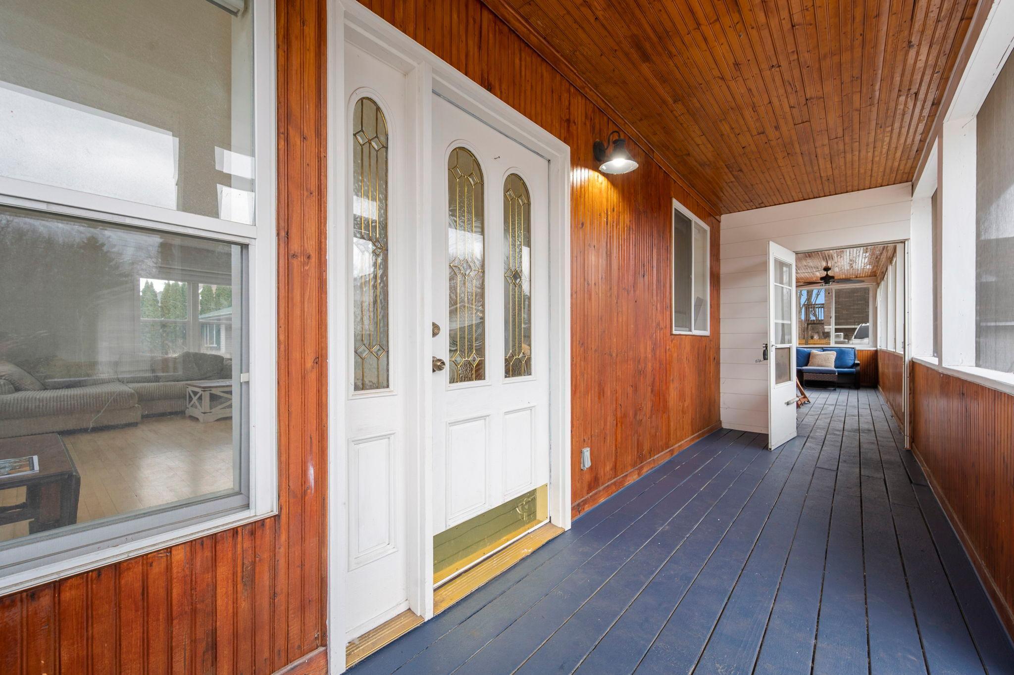 1-web-or-mls-1961 9th St-5.jpg