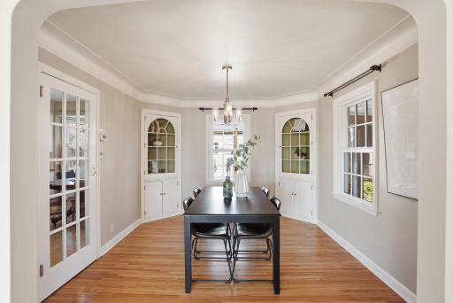 Dining room & built-ins