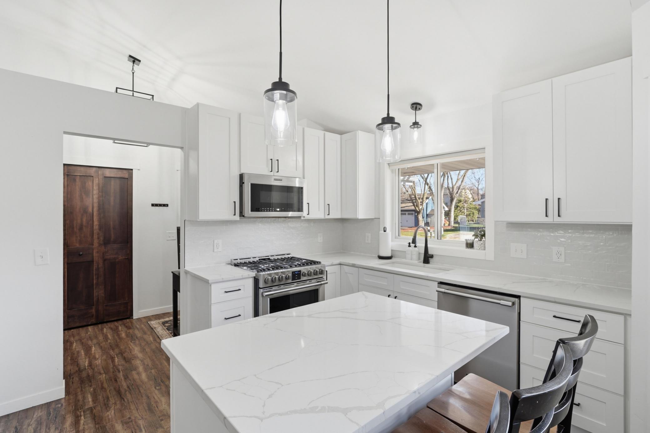 5480 w 131st st, savage, mn 55378 0036.jpg